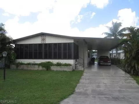 4697 Bali Hai Ln, Bonita Springs, FL 34134