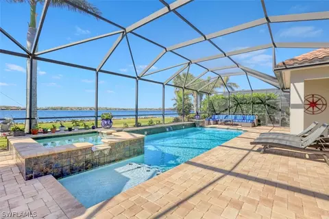 9059 Graphite Cir, Naples, FL 34120 photo 2