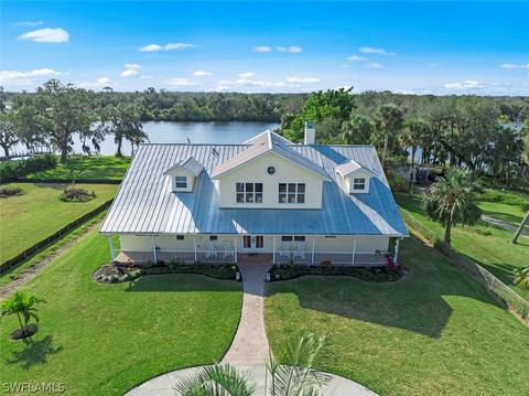 21830 Pearl St, Alva, FL 33920