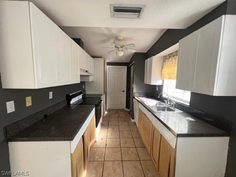 2140 Estey Ave, Naples, FL 34104 photo 4
