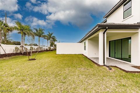 14736 Kingfisher Loop, Naples, FL 34120 photo 40