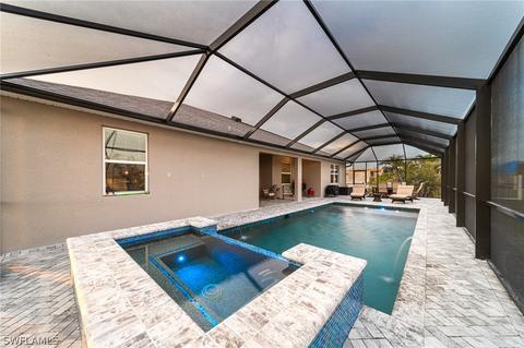 121 SW 37th Ave, Cape Coral, FL 33991