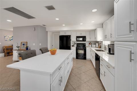 4570 Eagle Key Cir, Naples, FL 34112 photo 3