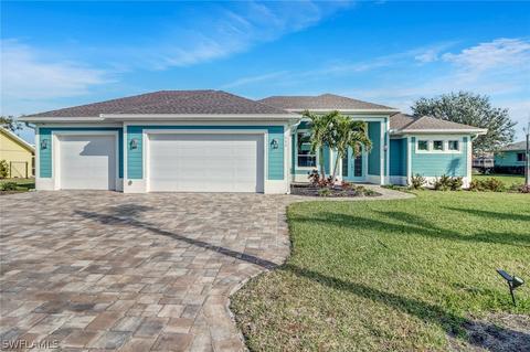 111 SW 12th Ter, Cape Coral, FL 33991