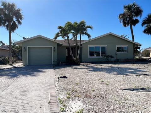 8030 Lagoon Rd, Fort Myers Beach, FL 33931