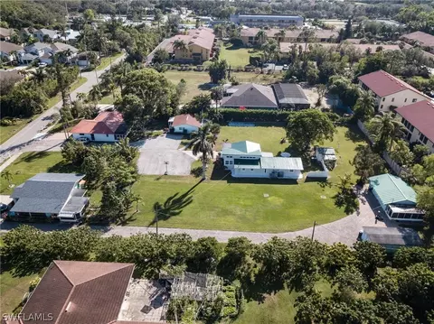 27820822 Michigan St, Bonita Springs, FL 34135