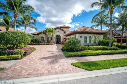 6480 Costa Cir, Naples, FL 34113 photo 2