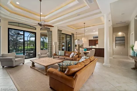 6480 Costa Cir, Naples, FL 34113 photo 4