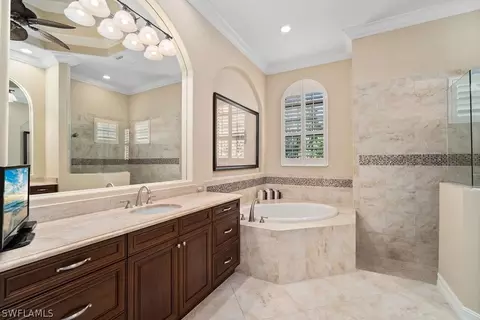6480 Costa Cir, Naples, FL 34113 photo 19