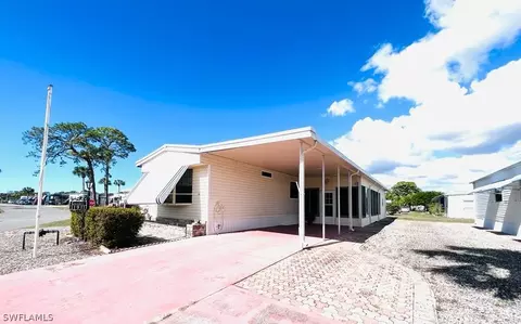 11911 Yellowstone Dr, Bonita Springs, FL 34135