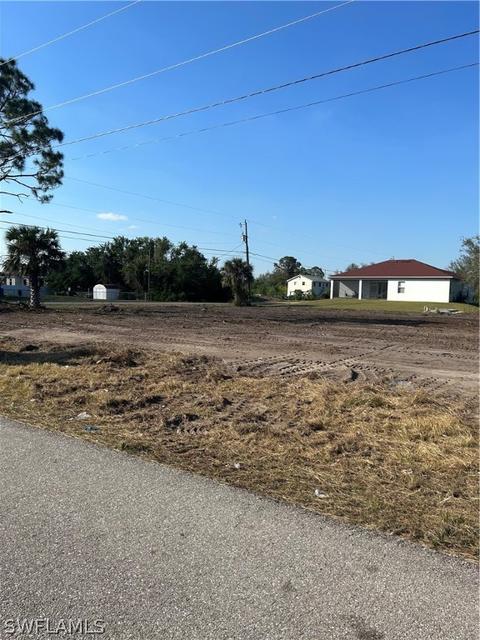 2502 5th St SW, Lehigh Acres, FL 33976