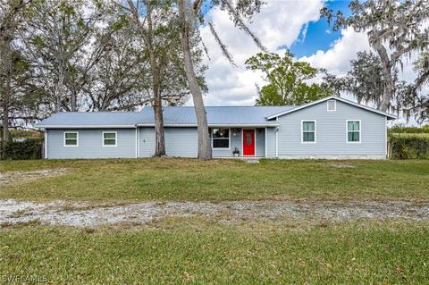 1726 Caloosa Estates Ln, Labelle, FL 33935
