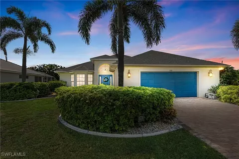 3718 SW 4th Ln, Cape Coral, FL 33991