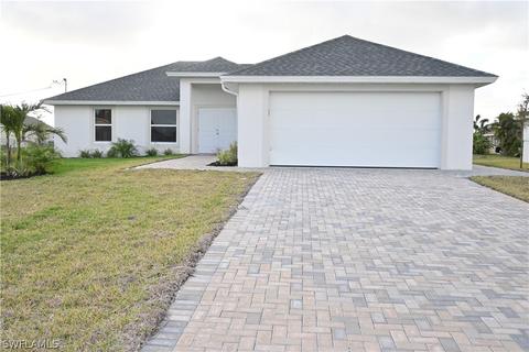 4610 SW 9th Pl, Cape Coral, FL 33914