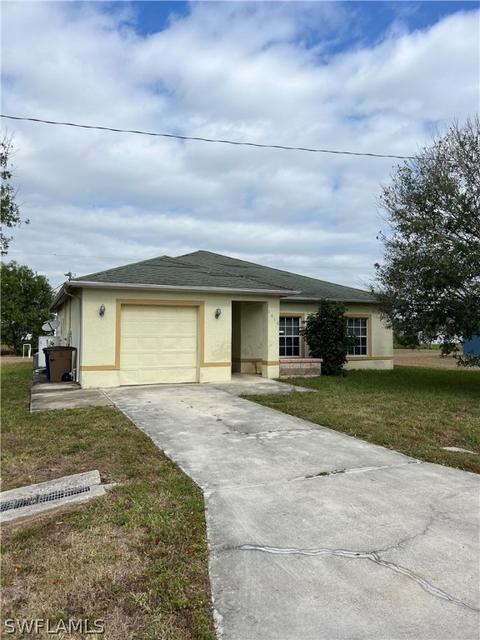 3810 20th St W, Lehigh Acres, FL 33971