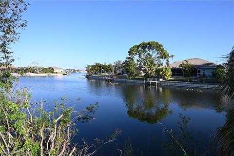 509 SE 7th St, Cape Coral, FL 33990