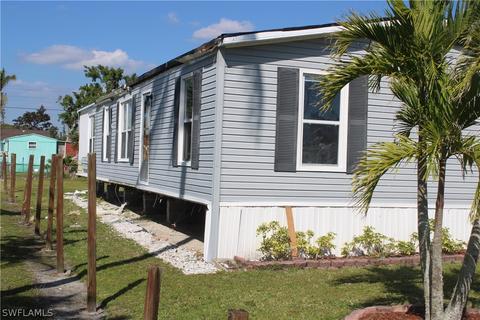 5470 Rainbow Dr, Bokeelia, FL 33922 photo 3