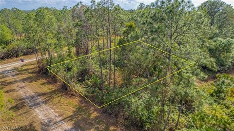 1068 Beggs St E, Lehigh Acres, FL 33974