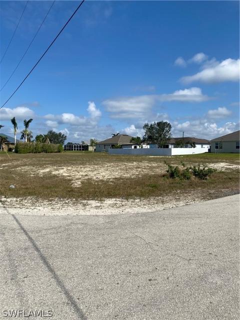 2411 NW 24th Ter, Cape Coral, FL 33993