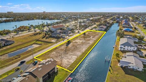 605 SW 47th Ter, Cape Coral, FL 33914