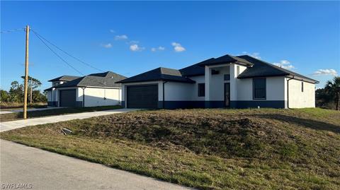 754 Alamo St E, Lehigh Acres, FL 33974