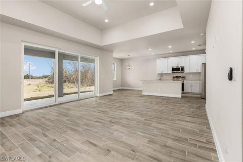 1046 E Monday Ln, Labelle, FL 33935 photo 6