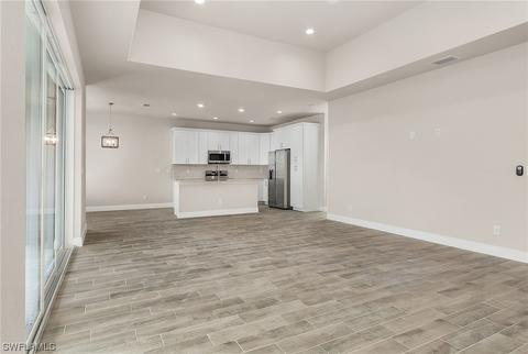 1046 E Monday Ln, Labelle, FL 33935 photo 12