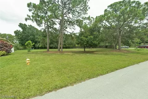 28433 Tasca Dr, Bonita Springs, FL 34135