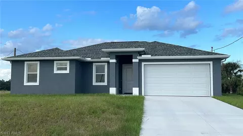 1013 Acme Ct, Labelle, FL 33935