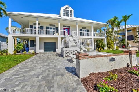 6161 Tidewater Island Cir, Fort Myers, FL 33908