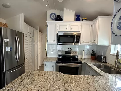 4541 Lantern Ln E, Estero, FL 33928 photo 4