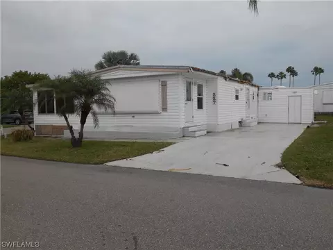 227 Tangerine Dr, Fort Myers, FL 33905