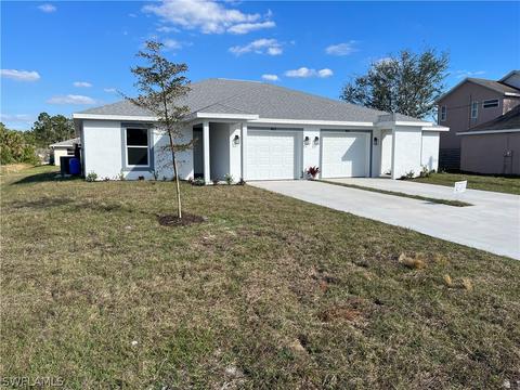 853-855 Bedford Dr, Lehigh Acres, FL 33974