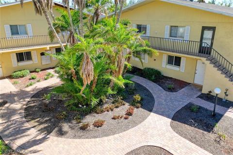 8049 Country Rd #205, Fort Myers, FL 33919