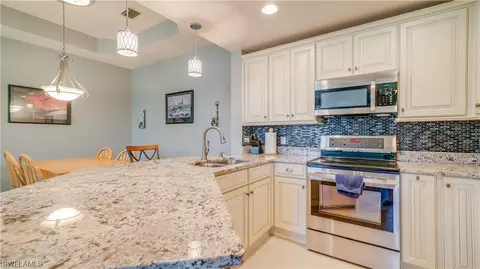 3952 Pomodoro Cir S #302, Cape Coral, FL 33909