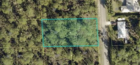 2103 Truman Ave, Alva, FL 33920