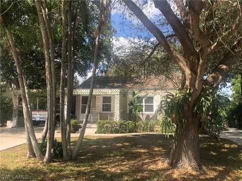 327 W Arcade Ave, Clewiston, FL 33440