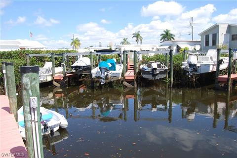 20690 Port Dr, Estero, FL 33928 photo 4