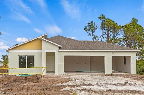 449 Reading St, Lehigh Acres, FL 33974