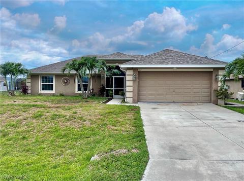 407 NW 11th St, Cape Coral, FL 33993