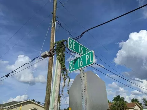 1543 SE 16th Pl, Cape Coral, FL 33990