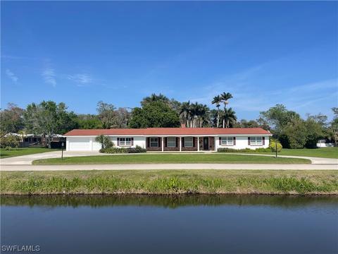 415 E Avenida Del Rio, Clewiston, FL 33440