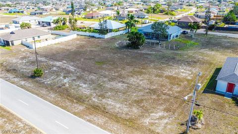 2607 Nelson Rd N, Cape Coral, FL 33993