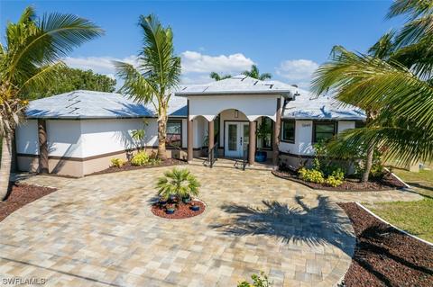 5649 Winkler Rd, Fort Myers, FL 33919