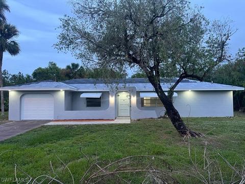 1020 Columbus Ave, Lehigh Acres, FL 33972
