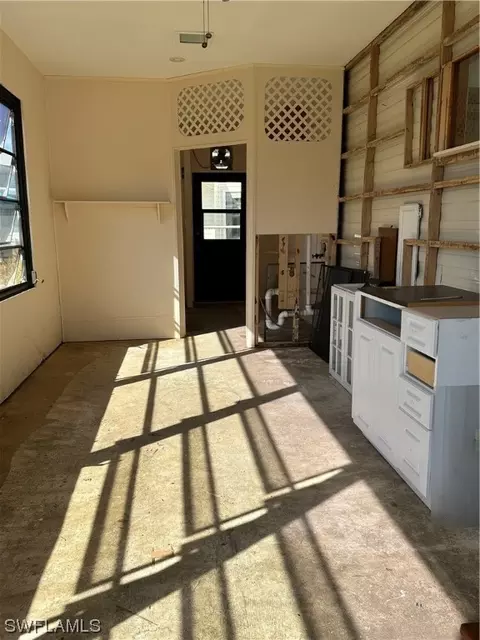 4562 Jefferson Davis Blvd E, Estero, FL 33928 photo 6