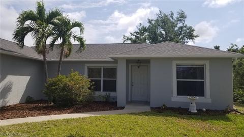 231 SW 22nd Ct, Cape Coral, FL 33991