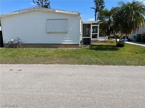 187 W Manatee Loop, Punta Gorda, FL 33950