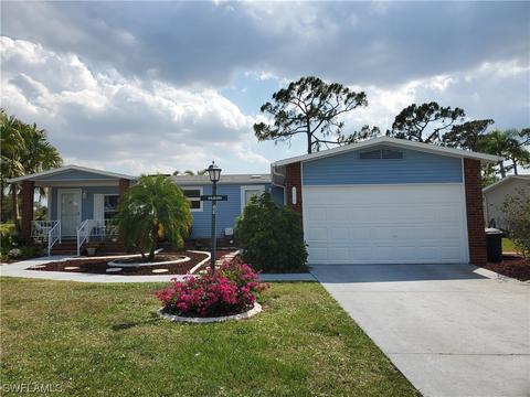 10079 Broken Woods Ct, North Fort Myers, FL 33903