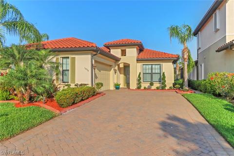 10238 Ashbrook Ct, Fort Myers, FL 33913